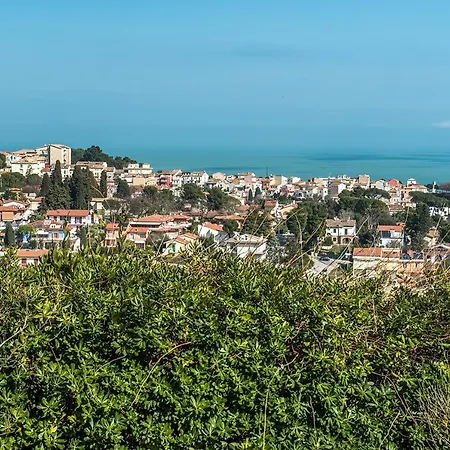 N111 - Numana, Singola Con Giardino E Vista Mare Lejlighed